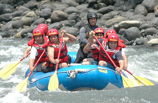 Rafting en Baños de Agua Santa